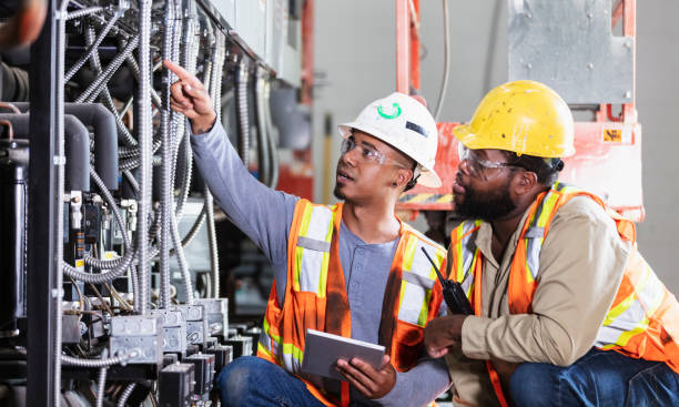 Best Industrial Electrical Services  in Lindsay, TX